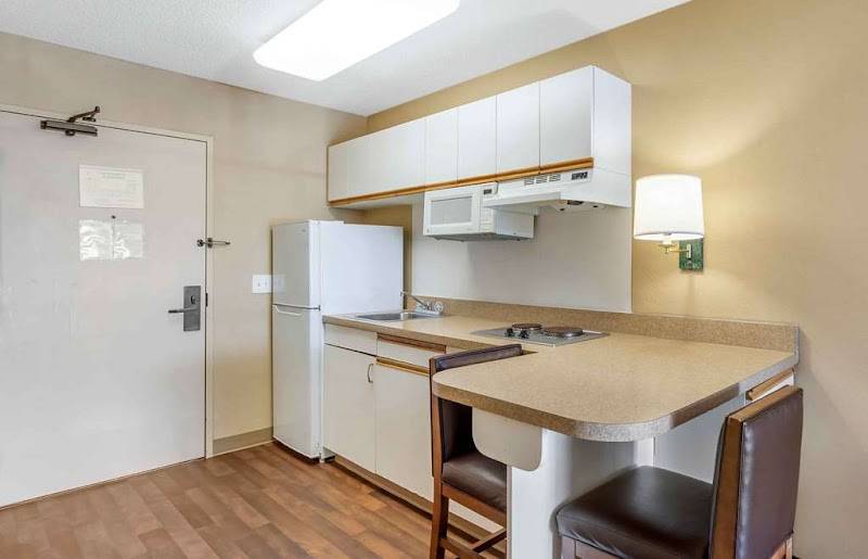 Extended Stay America Select Suites- Chicago - Naperville - East