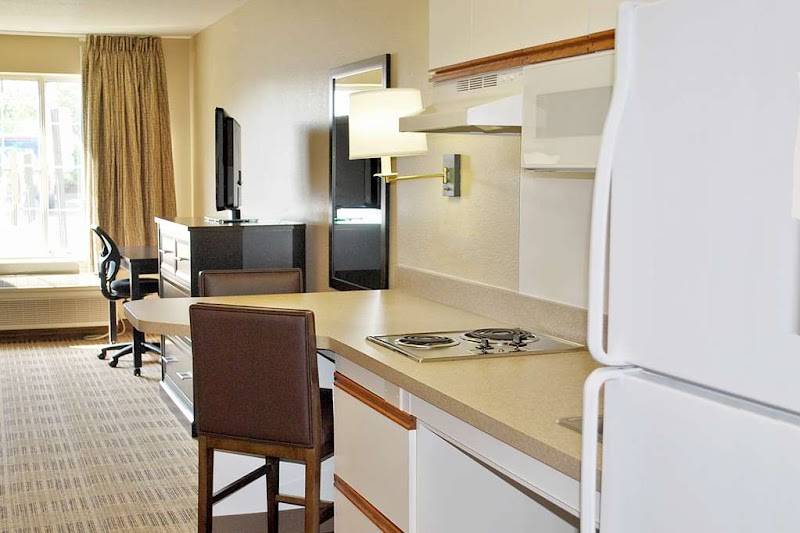 Extended Stay America Select Suites- Chicago - Naperville - East