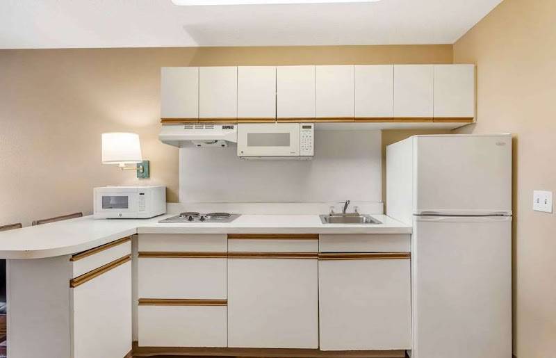 Extended Stay America Select Suites- Chicago - Naperville - East