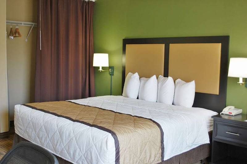 Extended Stay America Select Suites- Chicago - Naperville - East