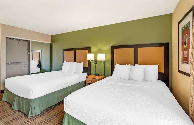 Extended Stay America Select Suites- Chicago - Naperville - East